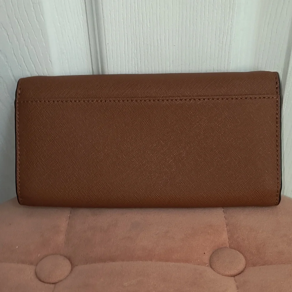 Michael Kors Jet Set Large Wallet - Picture 2 of 13